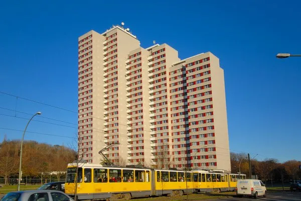 2-Zimmer-Wohnung in Friedrichshain — photo 1
